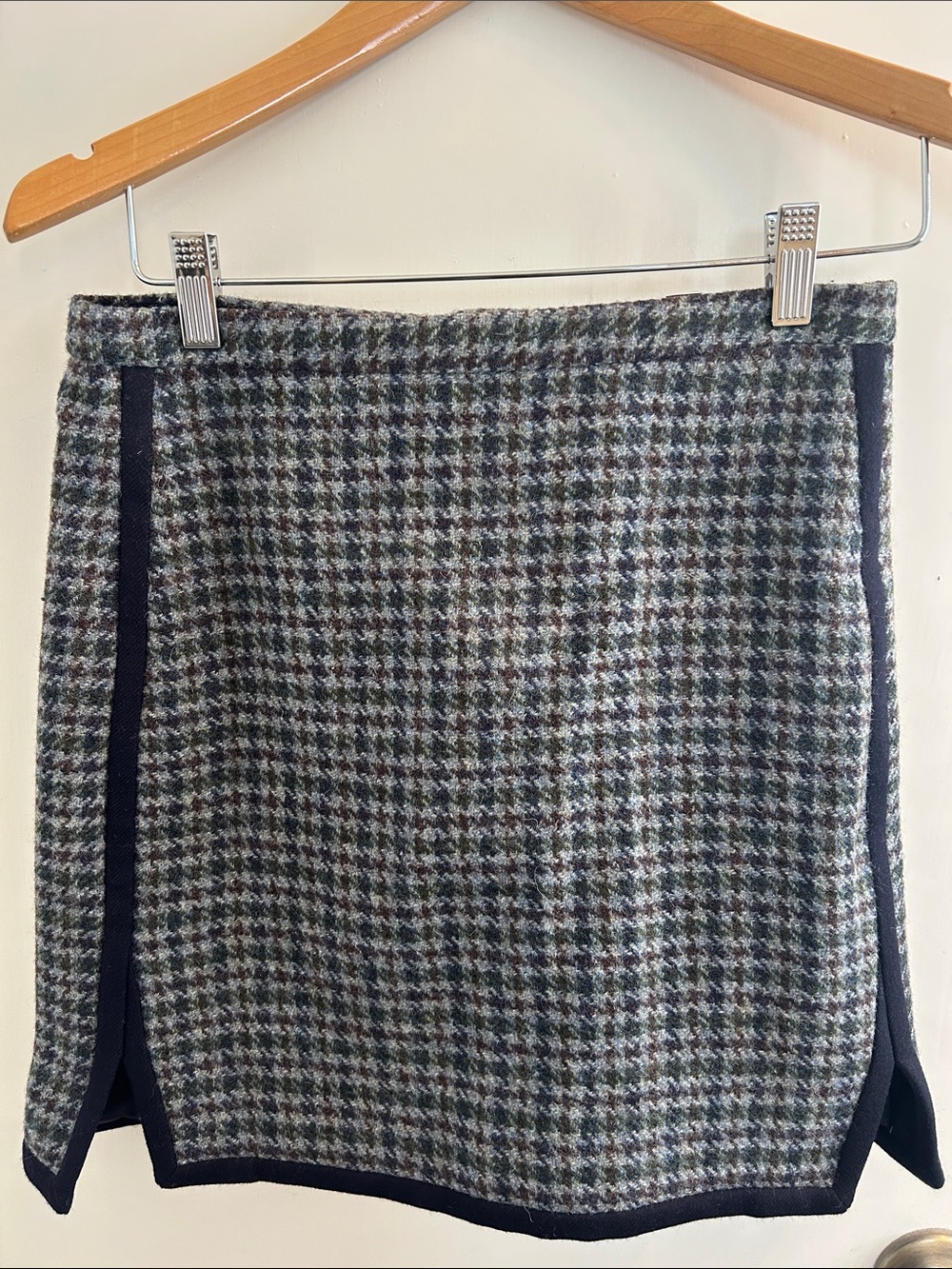 J. Crew Green and Navy Houndstooth Mini Skirt with Navy Trim